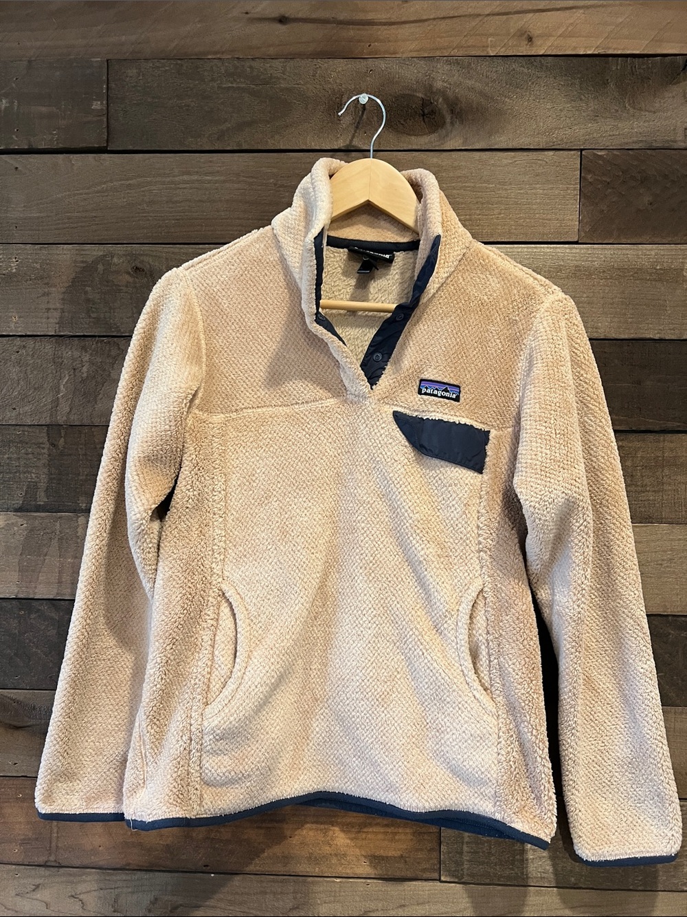 Patagonia Women's Re-Tool Snap-T Pullover in Pale Pink Medium